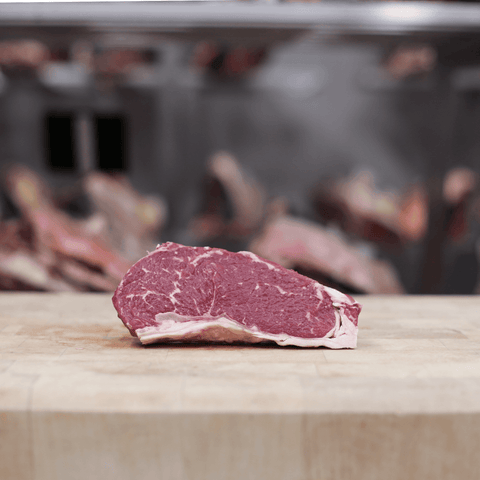 Faux-filet Salers/Angus maturé — pièce contenue dans la Box Découverte Salers Angus | My Butcher Box