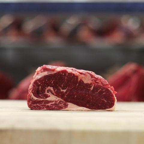 Entrecôte Simmental maturée 4 à 6 semaines — pièce contenue dans la Box La Maturée | My Butcher Box